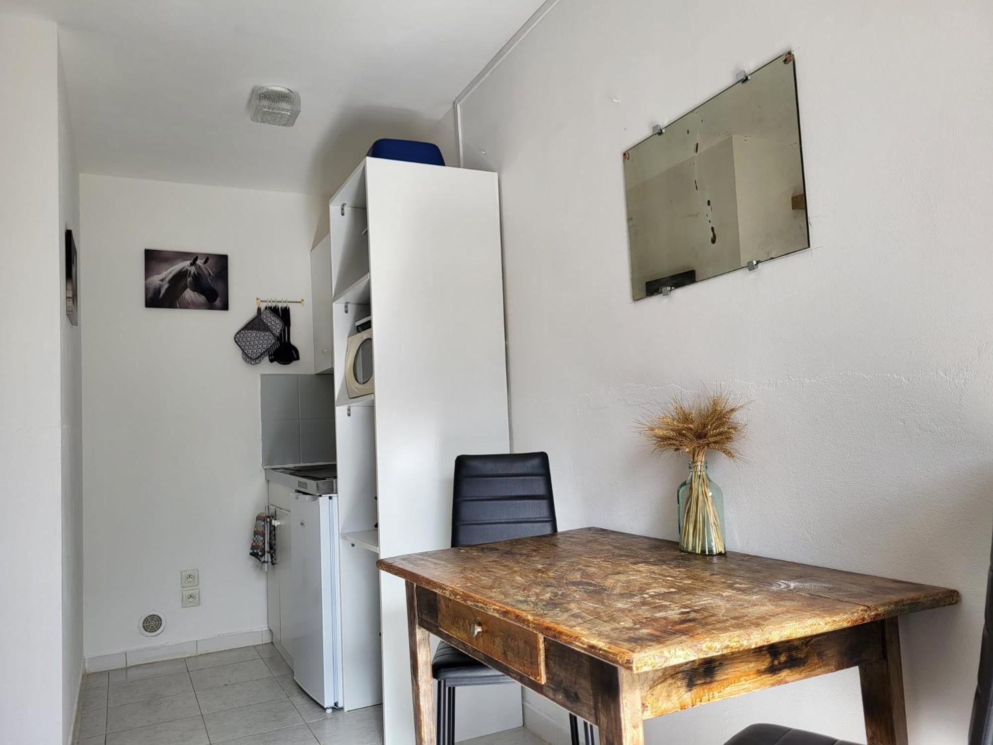 Abrivado Aimargues Apartment Exterior photo